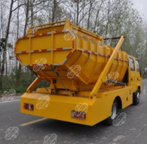 Swing Arm Garbage Truck