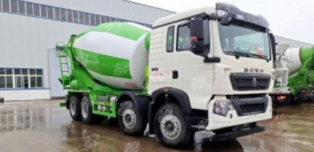 CNHTC 8×4, 16-20 cbm