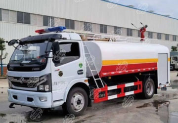 Dongfeng 8T firefighting water sprinkler