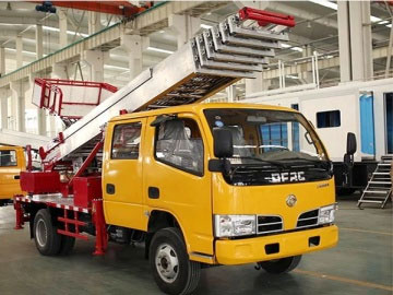 Dongfeng High Altitude Material Truck