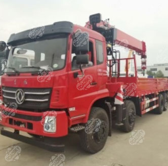 Dongfeng Truck 4 Front Wheels 8 Rear Wheels