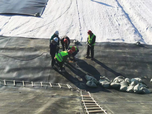 HDPE Geomembrane Installation