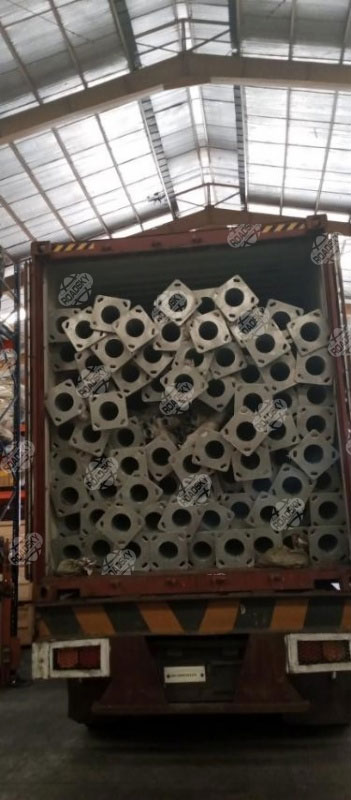 Integrated Solar Street Light Packaging and Transportation