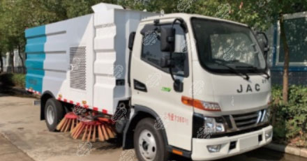 JAC Sweeper Truck 5.5cbm 88KW 120HP