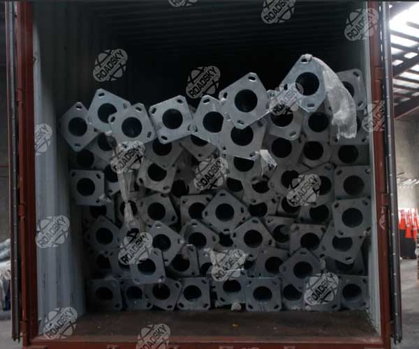 Lamp Post Packaging and Shipping