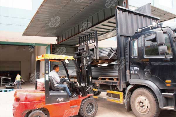 PVC Sheet Piles Packaging and Shipping