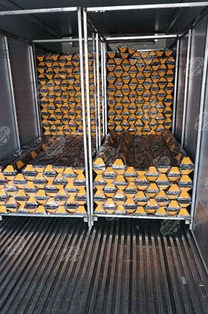 Parking Lot Rubber Wheel Stopper Packing & Delivery