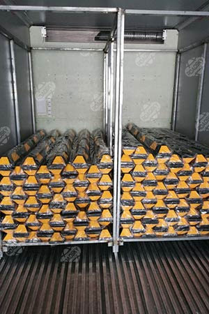 Parking Lot Rubber Wheel Stopper Packing & Delivery