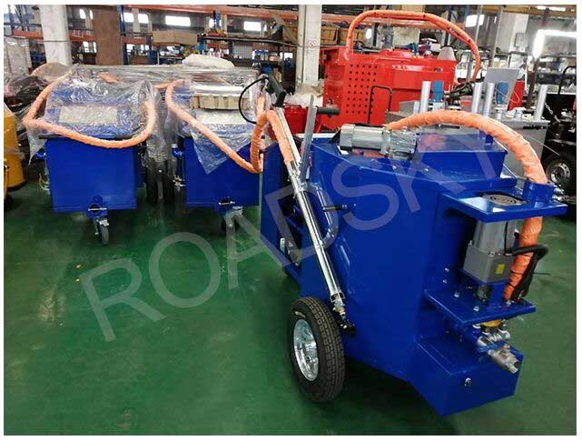 RS-60 Asphalt Crack Sealing Machine Warehouse & Package