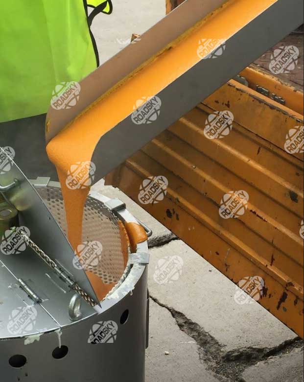 Thermoplastic Road Marking Paint Application