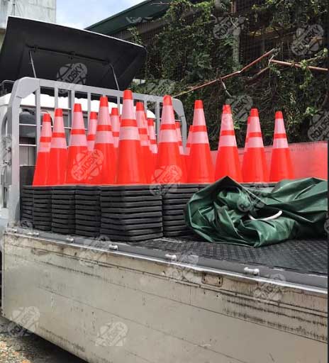 Traffic Cones Packing