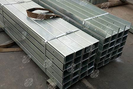 U Post Packing & Delivery