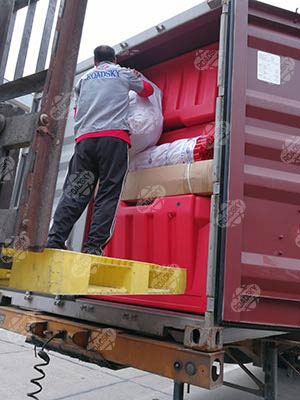 Water Filled Road Barrier Packing & Delivery