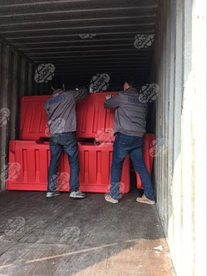Water Filled Road Barrier Packing & Delivery